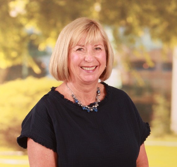 Dr. Cathy Twyman - Faculty Service Award